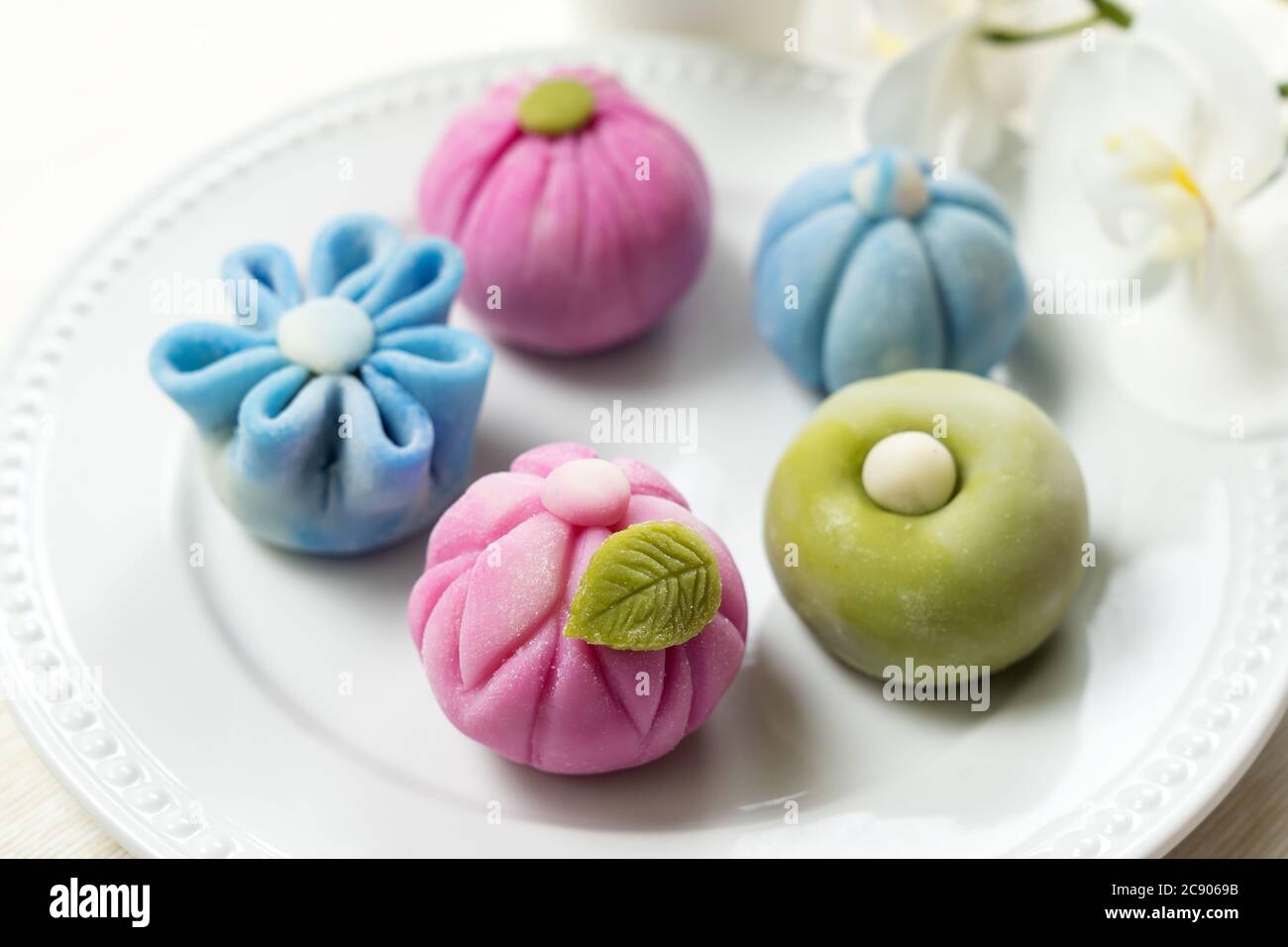 Japanese traditional confectionery cake wagashi Stock Photo Alamy