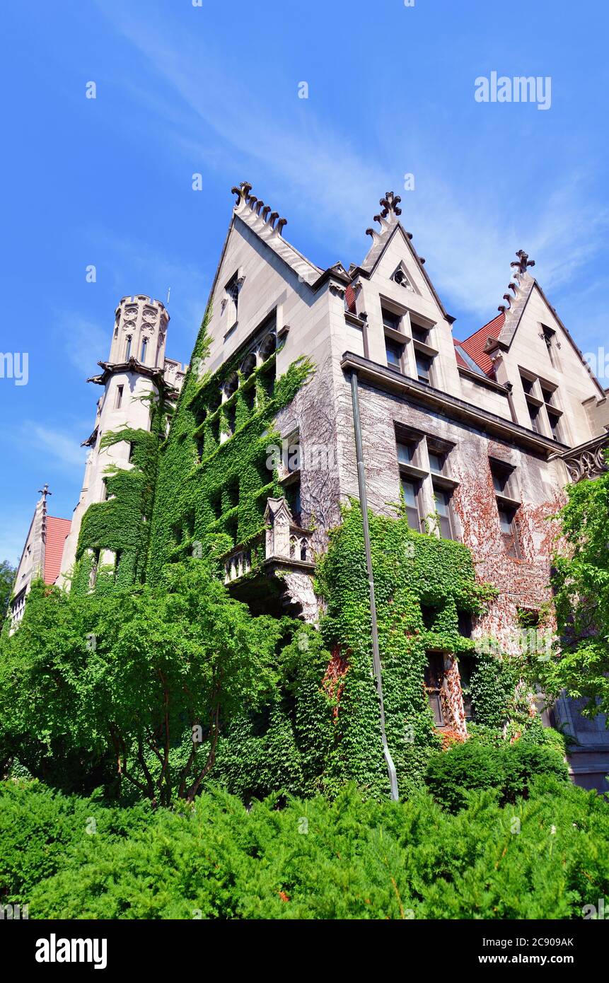 Chicago, Illinois, USA. Part of Ryerson Hall and Laboratory on the