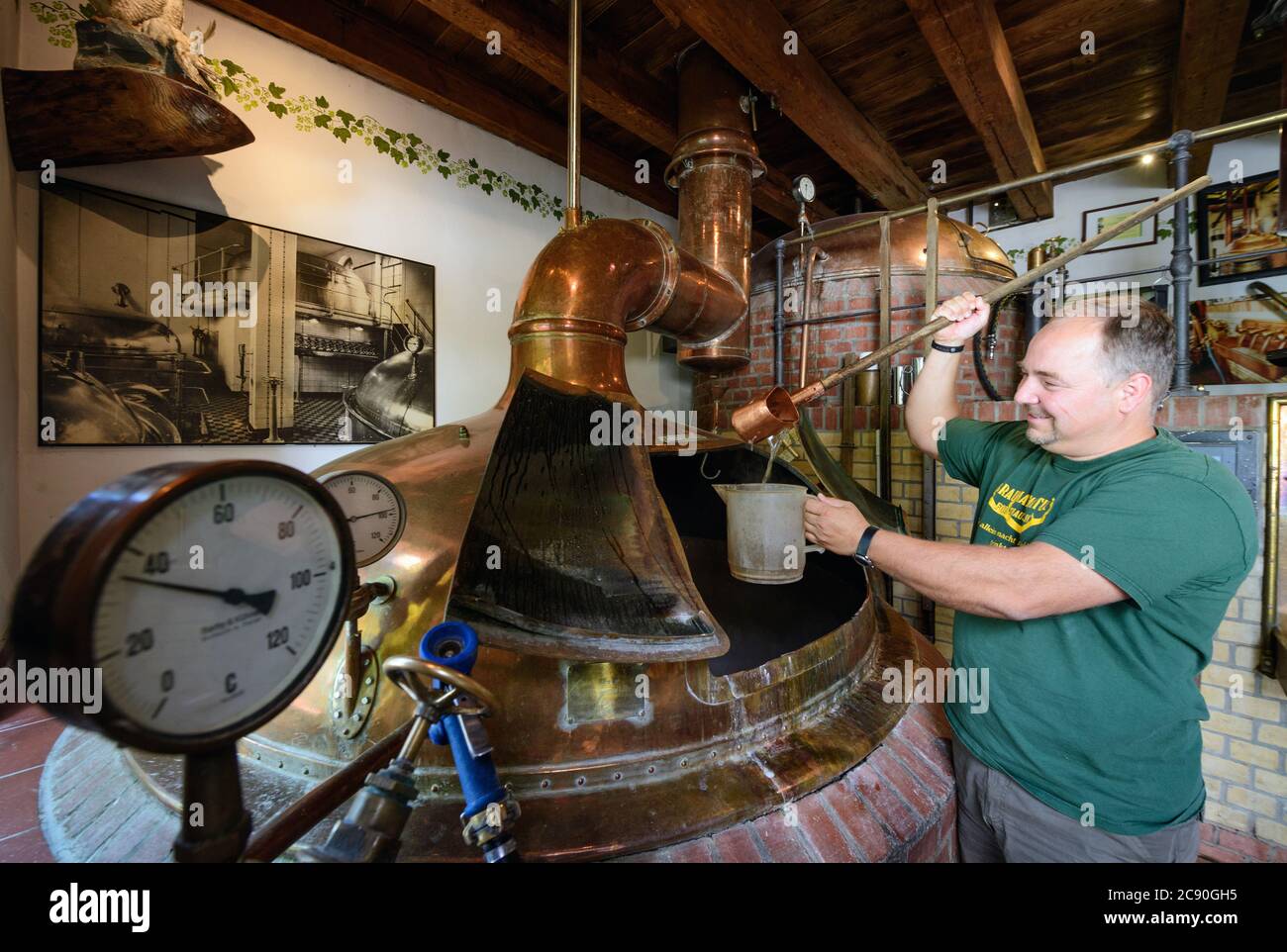 Wort kettle hires stock photography and images Alamy