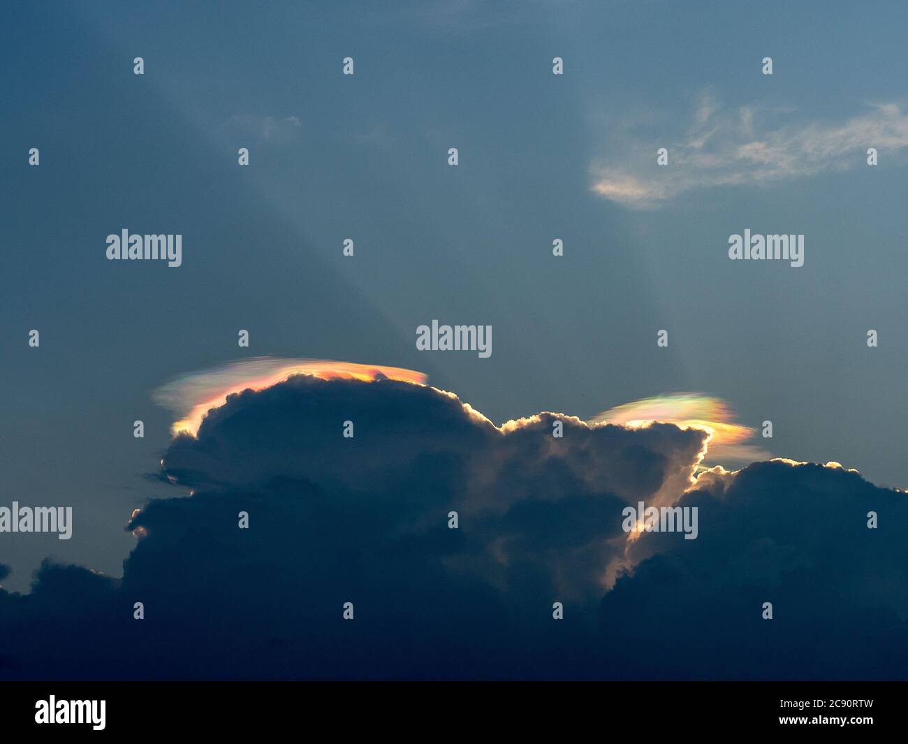 Diffraction patterns hi-res stock photography and images - Alamy