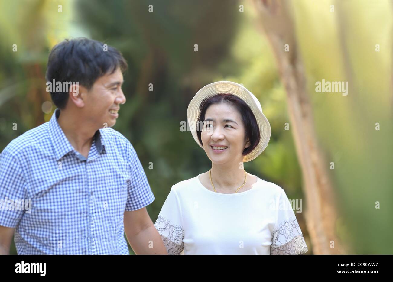 Asian middle aged man hi-res stock photography and images - Alamy