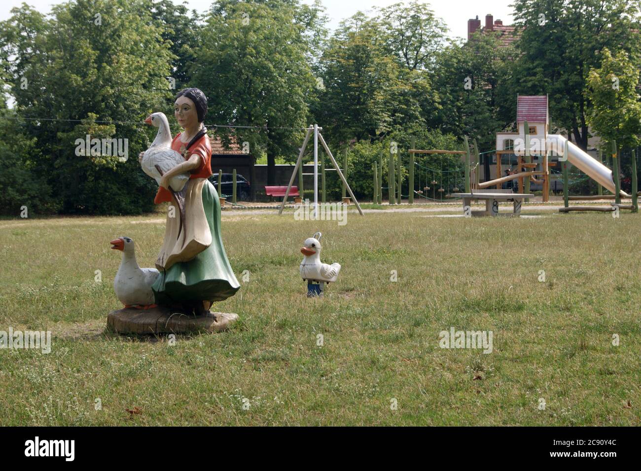 Spielplatz am Ungewitterweg in der Gartenstadt Staaken in Berlin-Spandau. Stock Photo