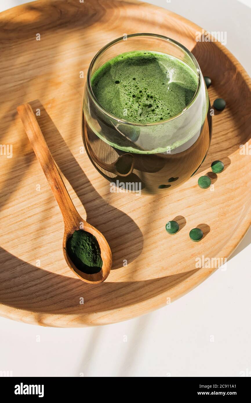 Spirulina or chlorella. Green food supplement Stock Photo Alamy