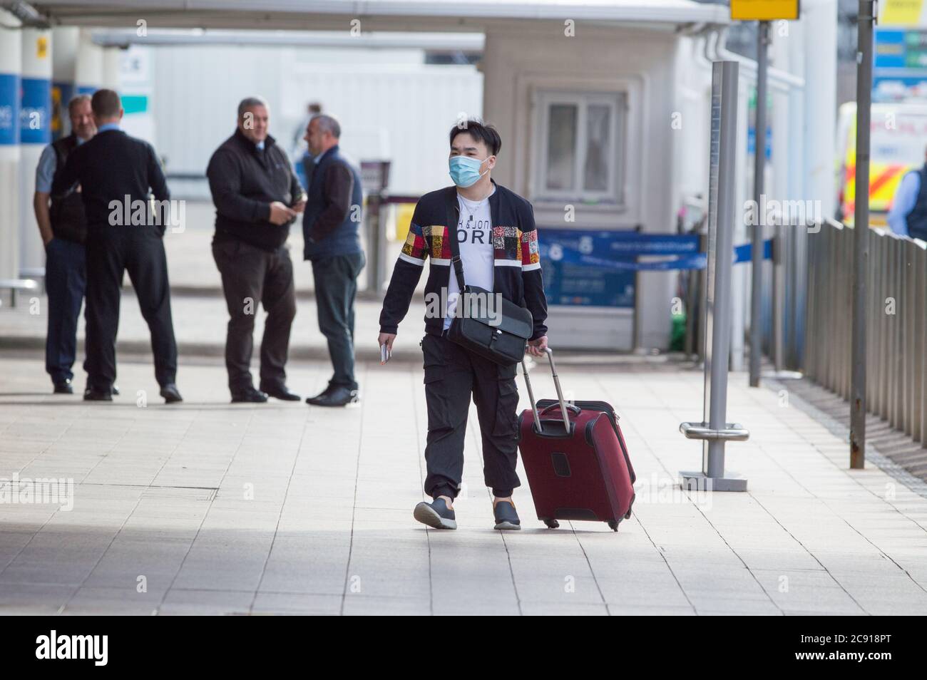 jet2holidays suitcase size