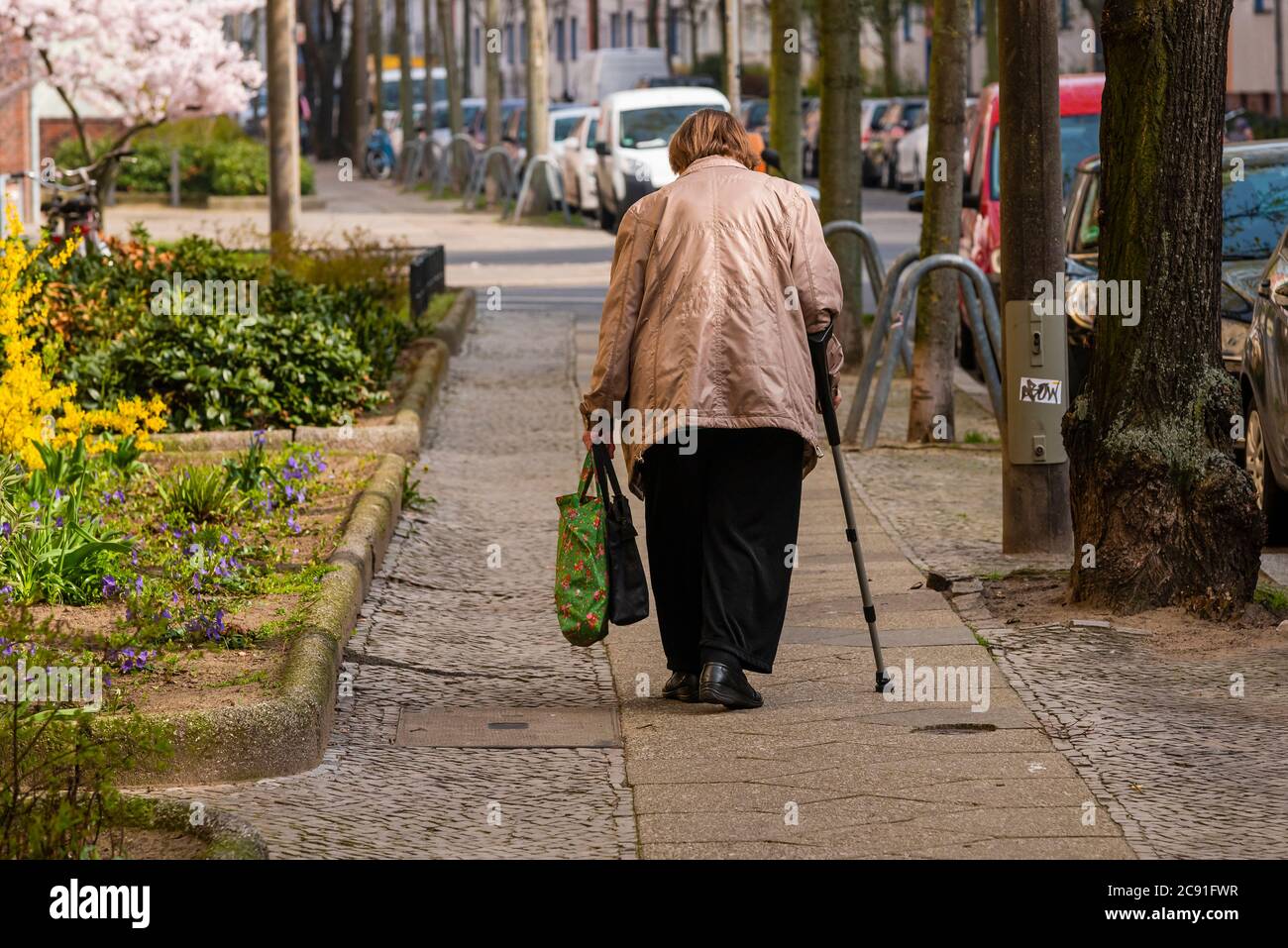 77,800+ Old Lady Walking Stock Photos, Pictures & Royalty-Free Images -  iStock