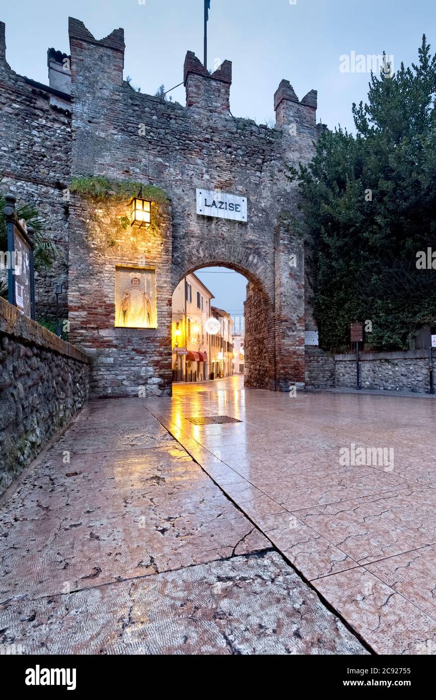 Towers of the walled town of Lazise. Lake Garda, Verona province, Veneto, Italy, Europe. Stock Photo