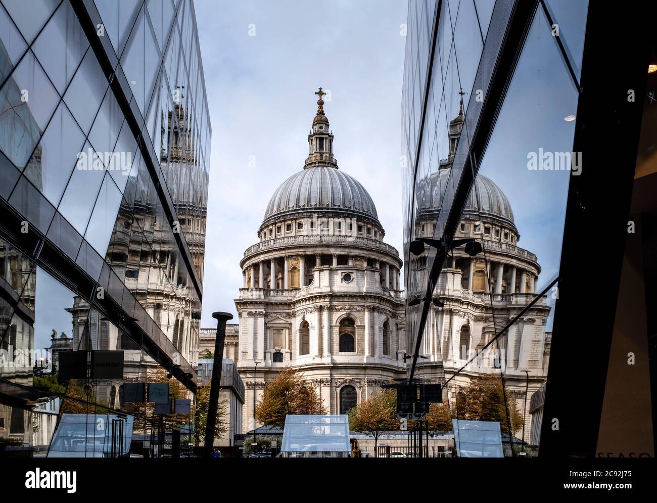 St Paul’s Cathedral Reflected In The Windows Of One New Change Shopping Centre, London, England. Stock Photo