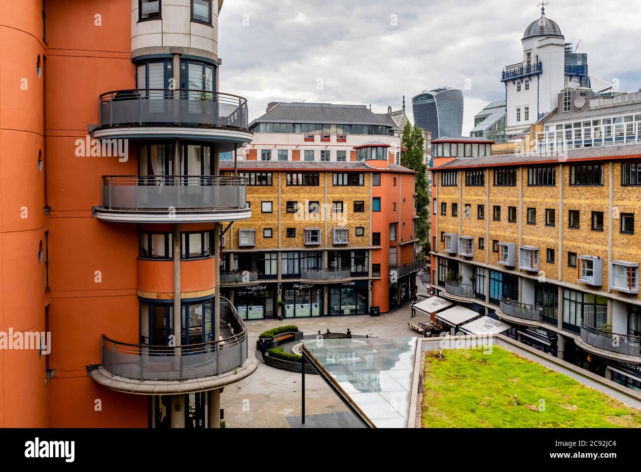 Modern Exclusive Apartments Built In A Converted Wharf Near Tower