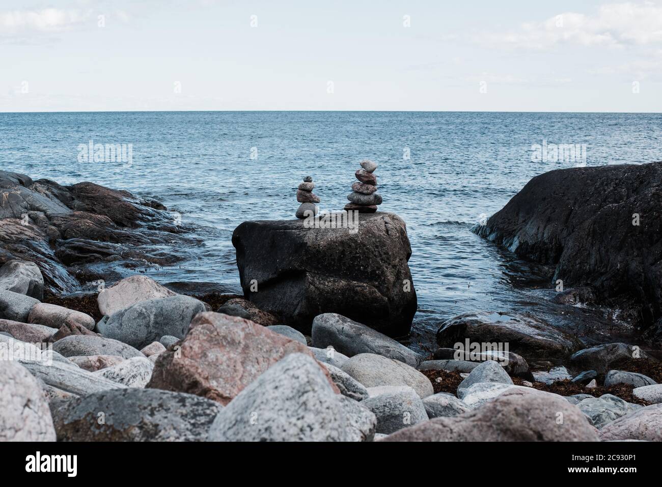 Sweden rock sea hi-res stock photography and images - Alamy