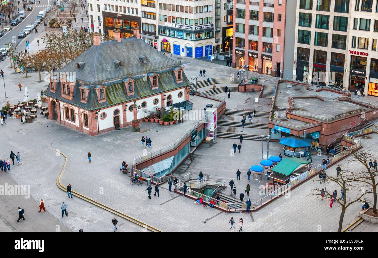 Frankfurt. View of Hauptwache square, the former guard-house and Das Loch, a sunken terrace leading to an underground pedestrian area. Germany. Stock Photo
