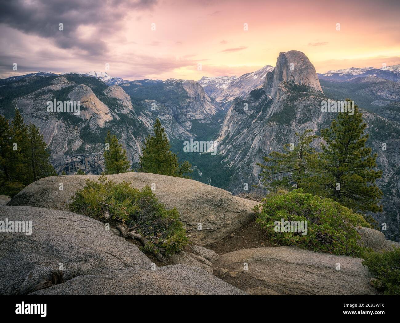 half dome from glacier point in yosemite national park at sunset, california, usa Stock Photo