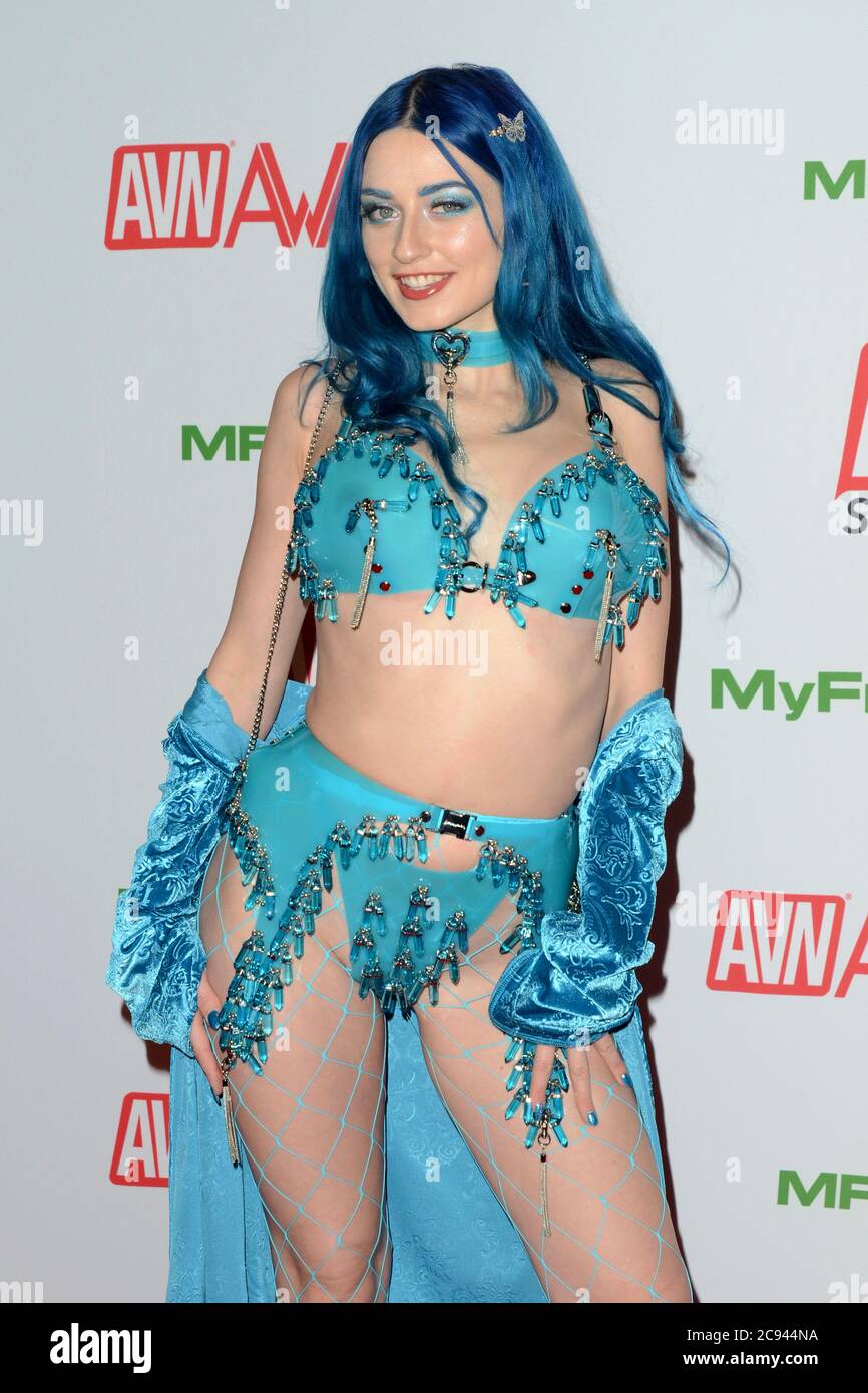 LAS VEGAS - JAN 12: Jewelz Blu at the 2020 AVN (Adult Video News) Awards at  the Hard Rock Hotel & Casino on January 12, 2020 in Las Vegas, NV Stock  Photo - Alamy
