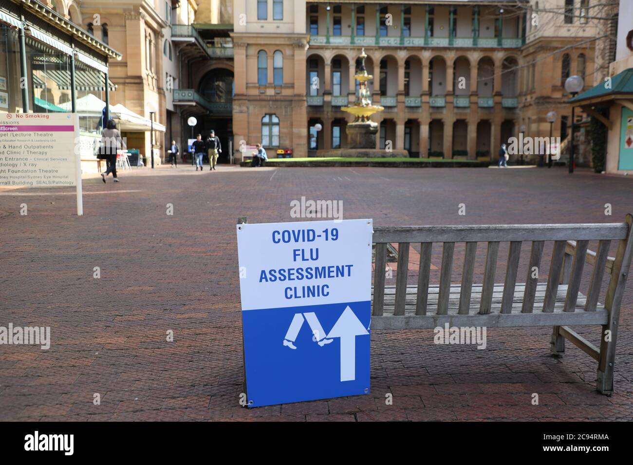 Sydney, Australia. 28th July 2020. Coronavirus (Covid-19) testing sign at Sydney Hospital, located at 8 Macquarie Street, Sydney, NSW 2000, Australia. Credit: Richard Milnes/Alamy Live News Stock Photo