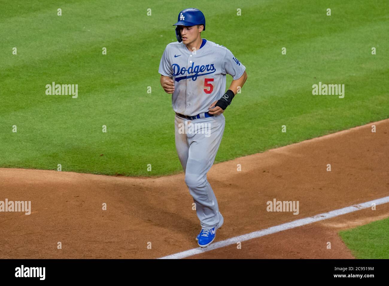 Corey Seager looks ready for World Series after a full workout at Dodger  Stadium – Orange County Register