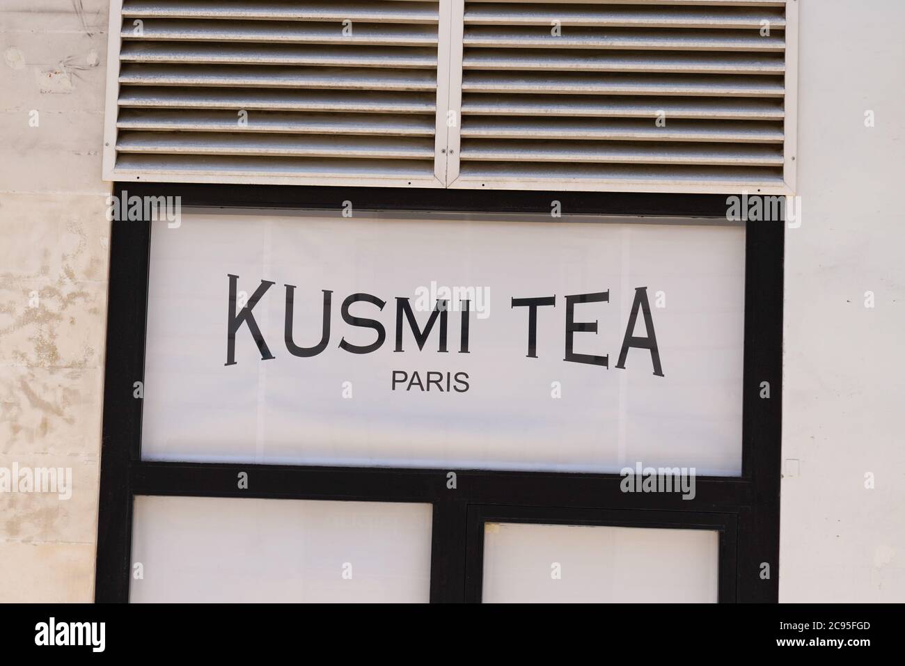 Kusmi tea hi-res stock photography and images - Alamy