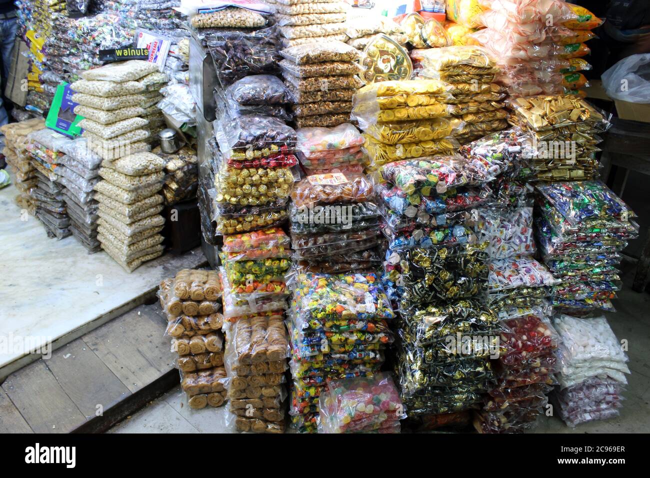 Kolkata, West Bengal / India, December 29, 2019: Various Chocolates and sweet Toffees and Candies selling in bulk at a open shop at Dharmatala. Stock Photo