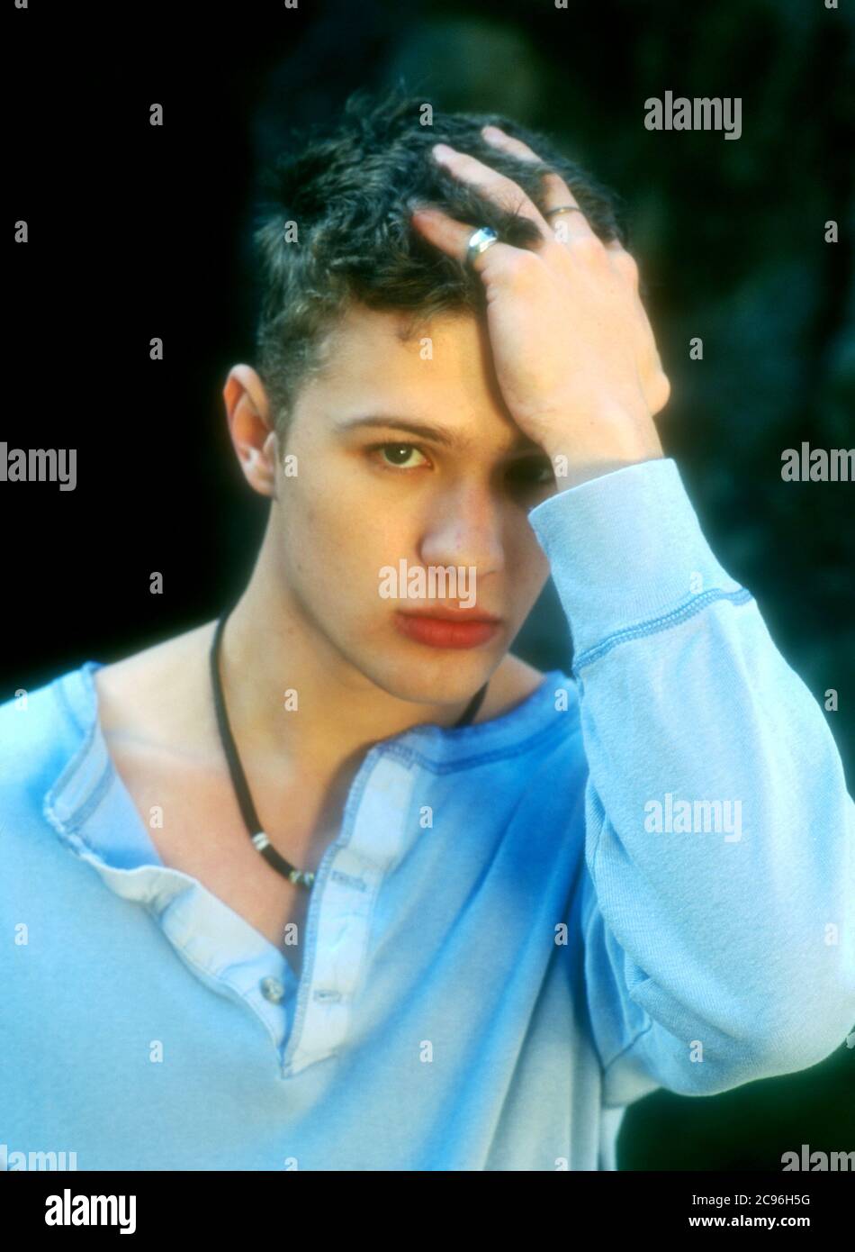 Los Angeles, California, USA 13th February 1996 (Exclusive) Actor Ryan Phillippe poses at a photo shoot on February 13, 1996 in Los Angeles, California, USA. Photo by Barry King/Alamy Stock Photo Stock Photo
