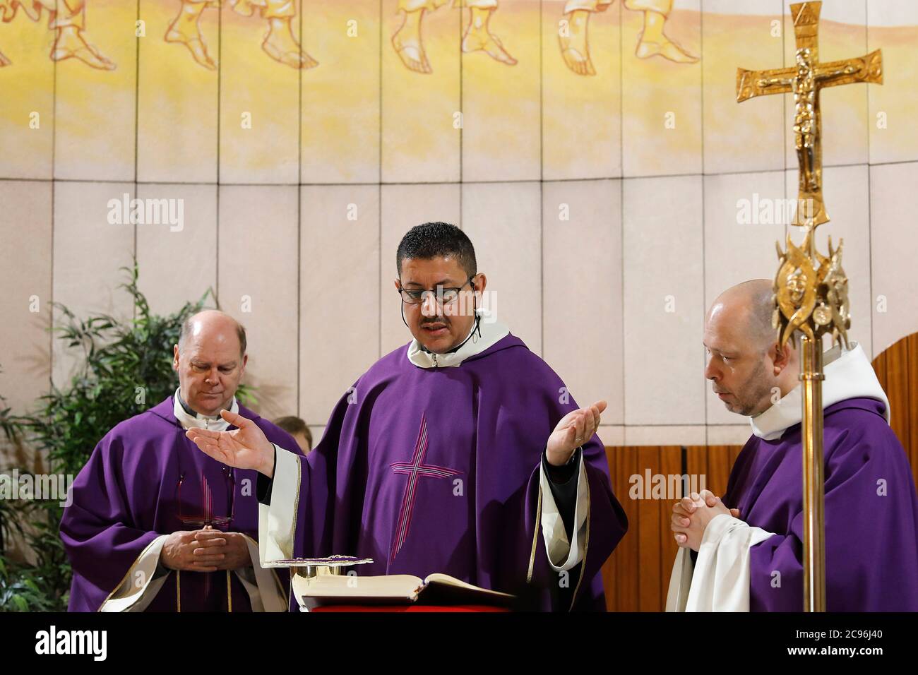 Mass in Sainte Rita's chapel, FontenayauxRoses, France, celebrated by
