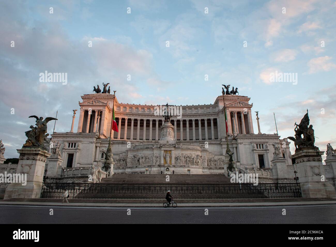 Piazza Venezia, Rome as Italy shut all stores except pharmacies and food shops in a desperate bid to halt the spread of the coronavirus in the country Stock Photo