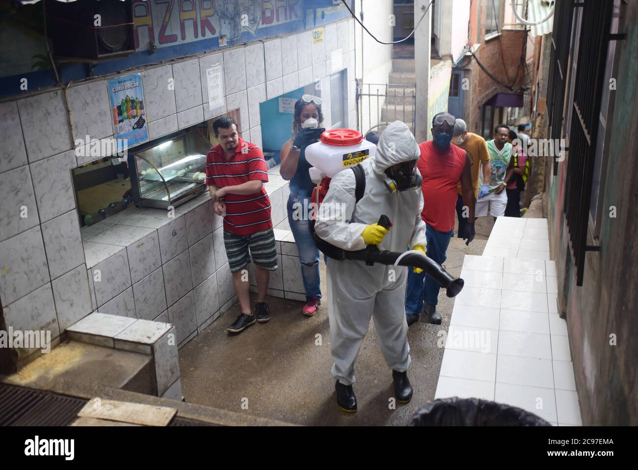 Brazil coronavirus favela hi-res stock photography and images - Page 4 -  Alamy