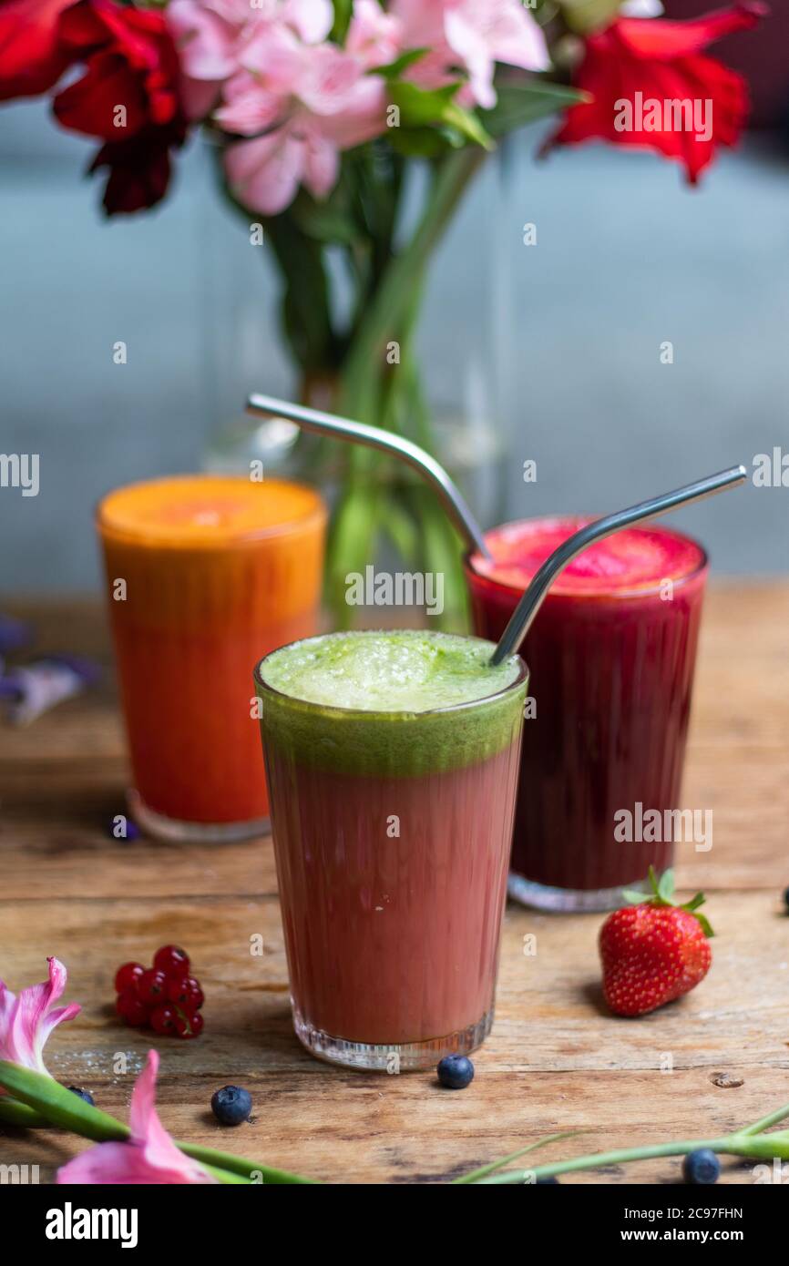 Squeezed juices hi-res stock photography and images - Alamy