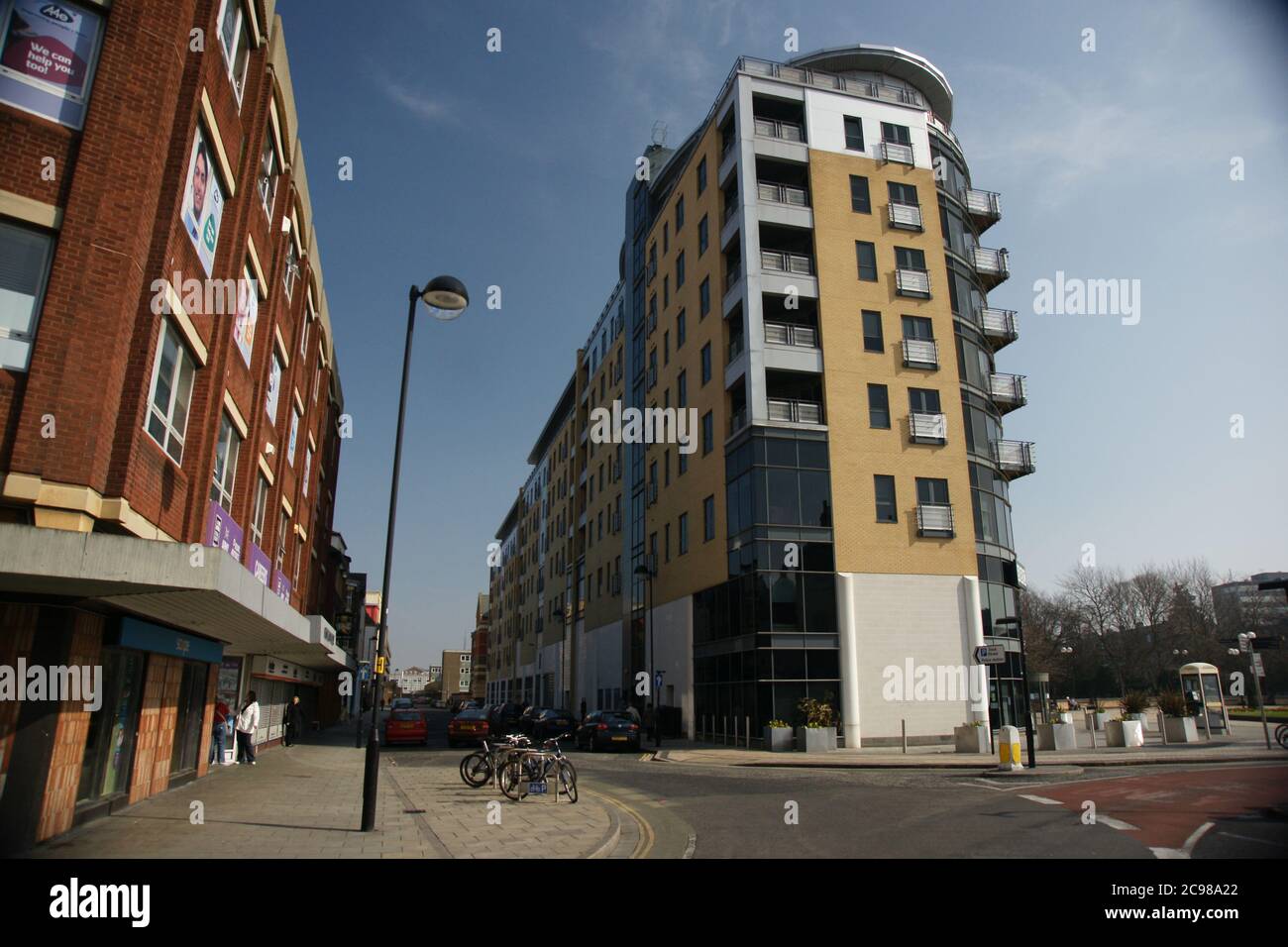 flats and apartments, Queens Court, kingston upon Hull Stock Photo Alamy