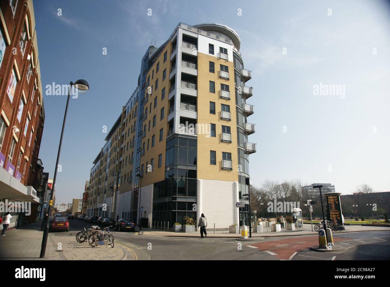 flats and apartments, Queens Court, kingston upon Hull Stock Photo Alamy