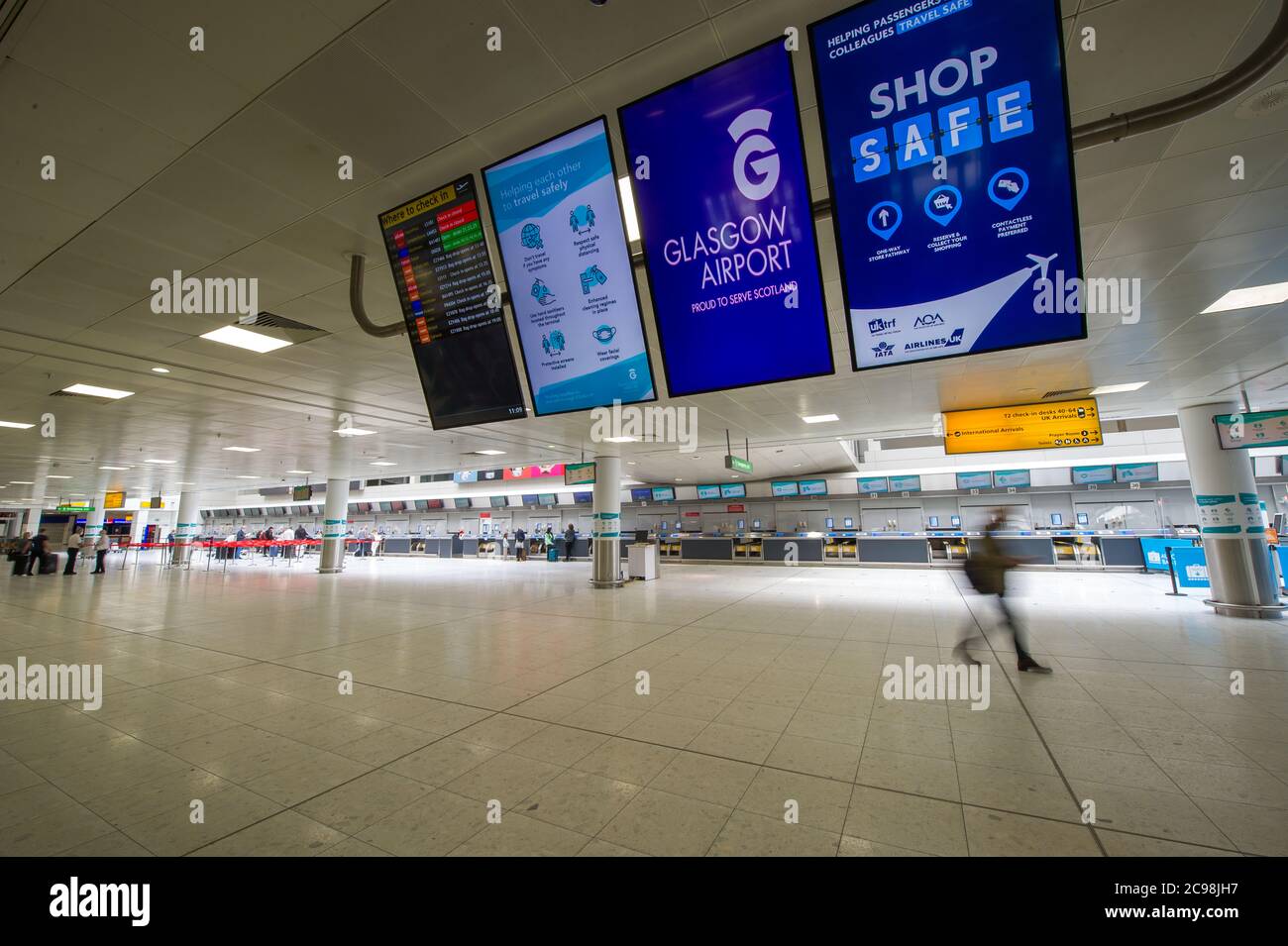 Terminal 1 glasgow airport hires stock photography and images Alamy