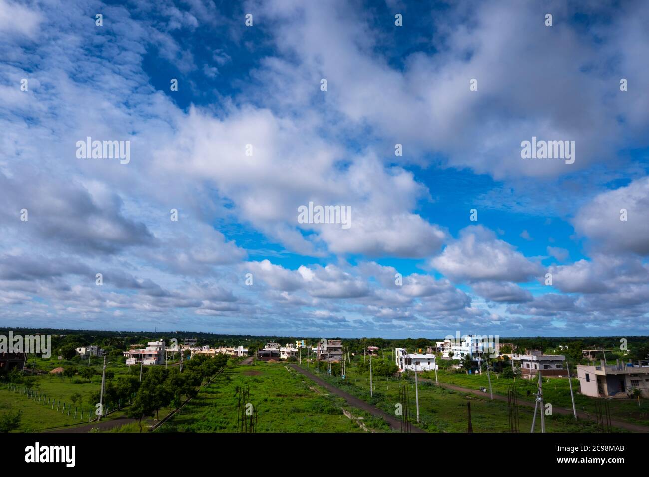 Beautiful cityscape modern buildings day hi-res stock photography and ...