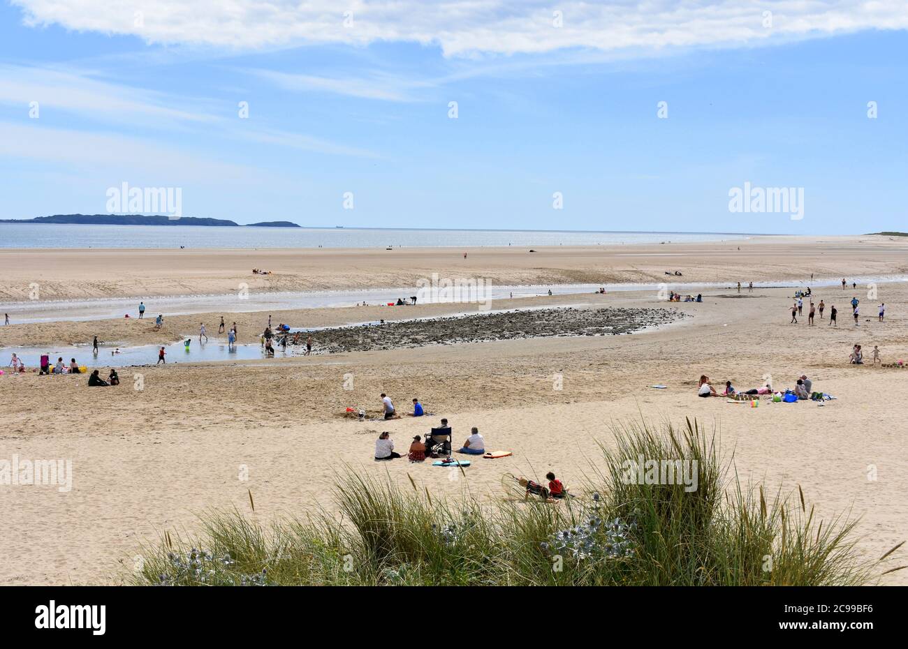 Burry Port beach west, Burry Port, Carmarthenshire, Wales Stock Photo