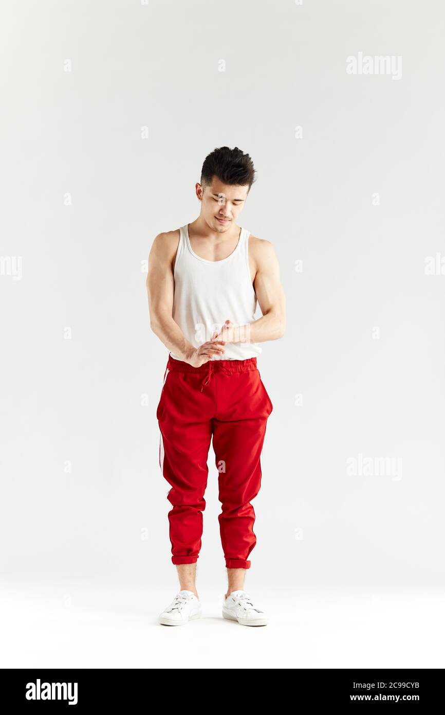OUTFIT / THE DRESS PANT JOGGER PANTS - RED REIDING HOODRED REIDING HOOD