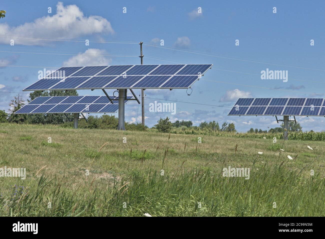 Large scale solar panels hi-res stock photography and images - Alamy