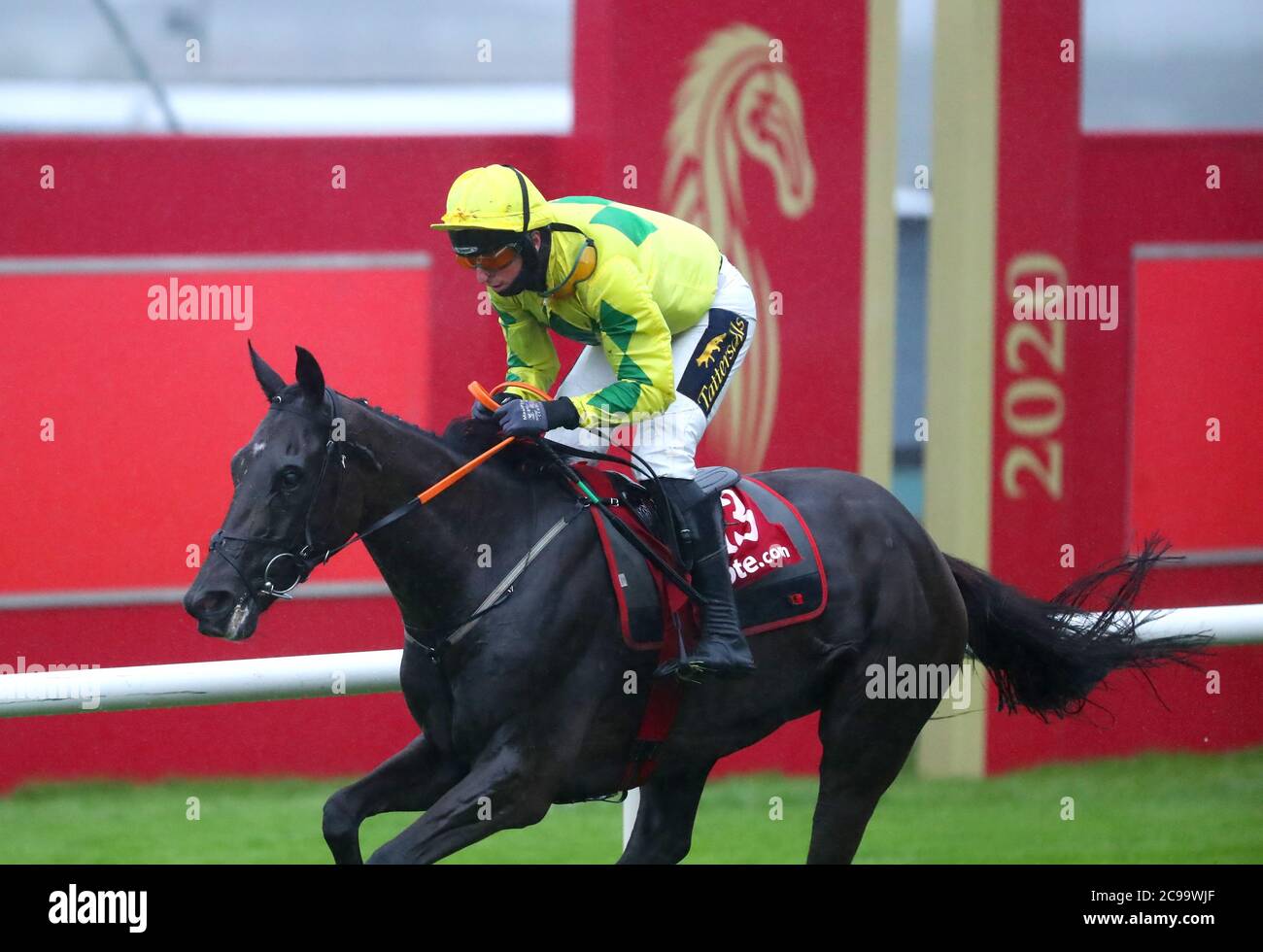 Horse Racing Galway Races High Resolution Stock Photography And Images Alamy