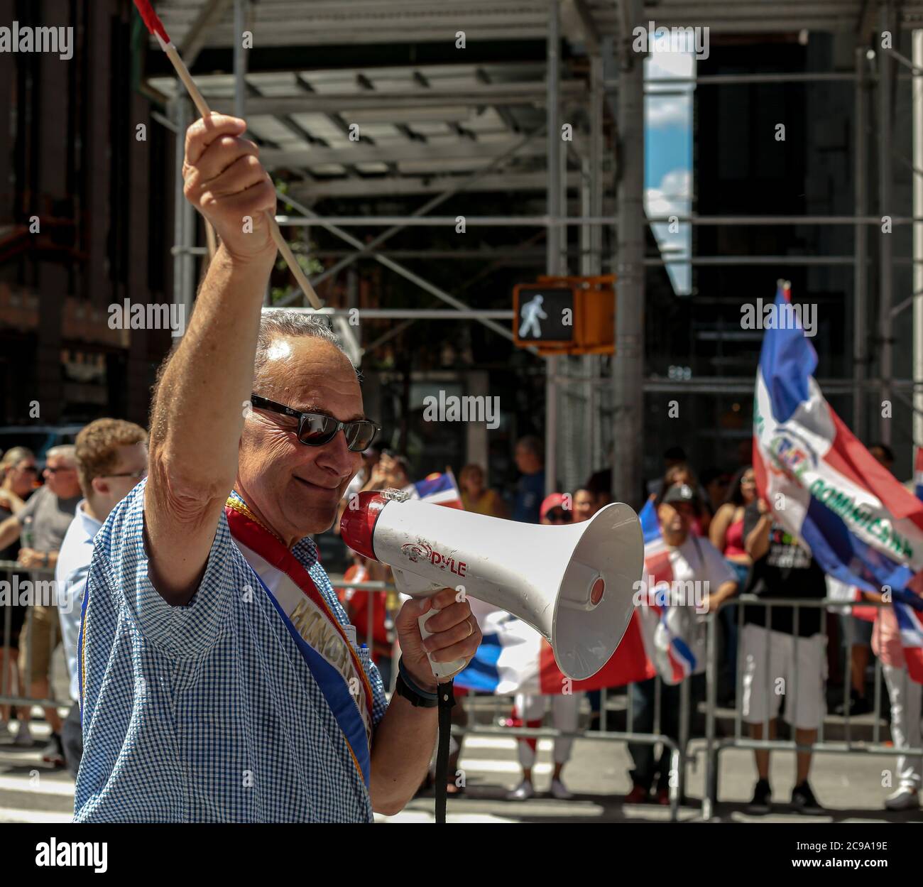 Chuck schumer speaking nyc hi-res stock photography and images - Alamy