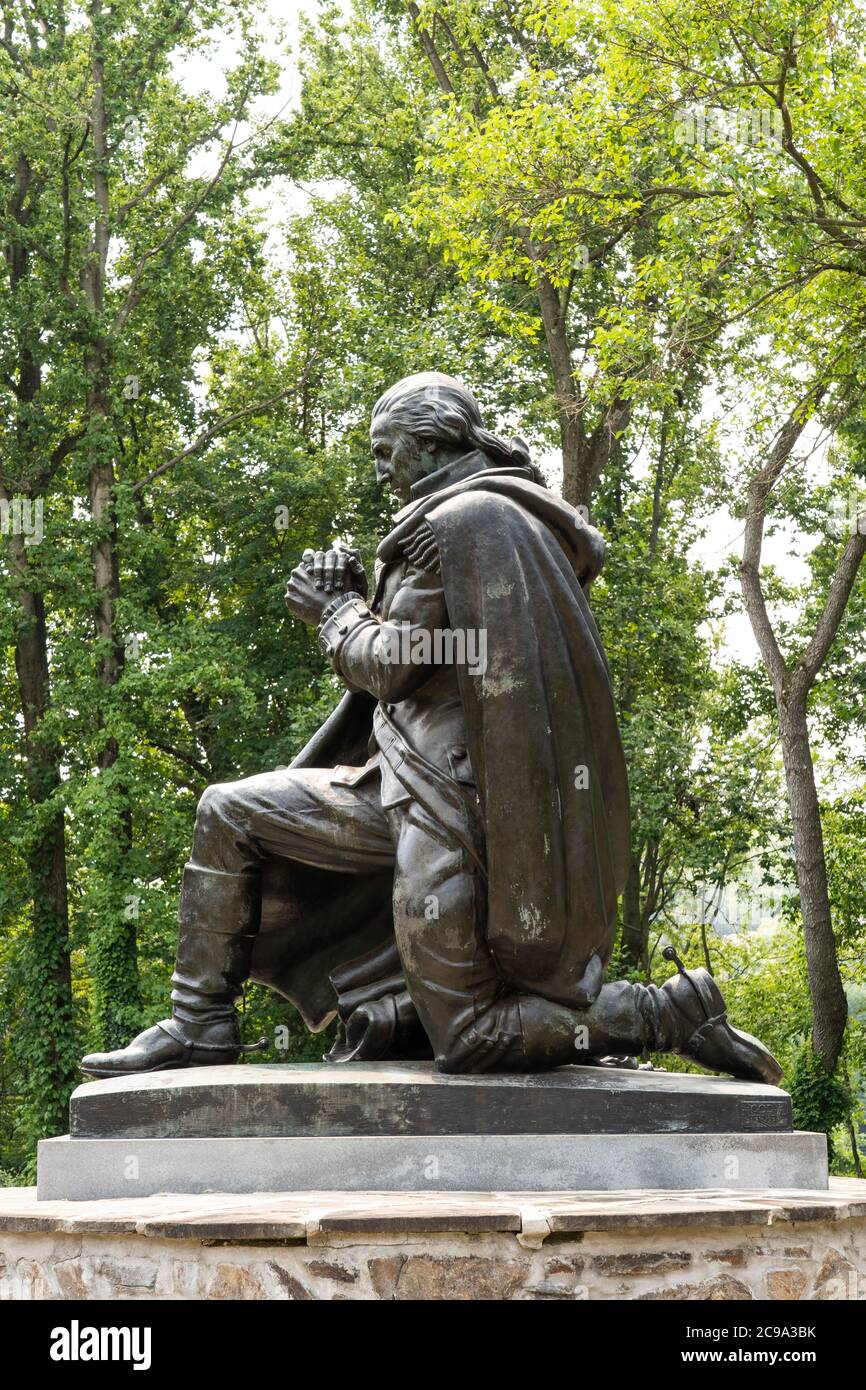General george washington praying