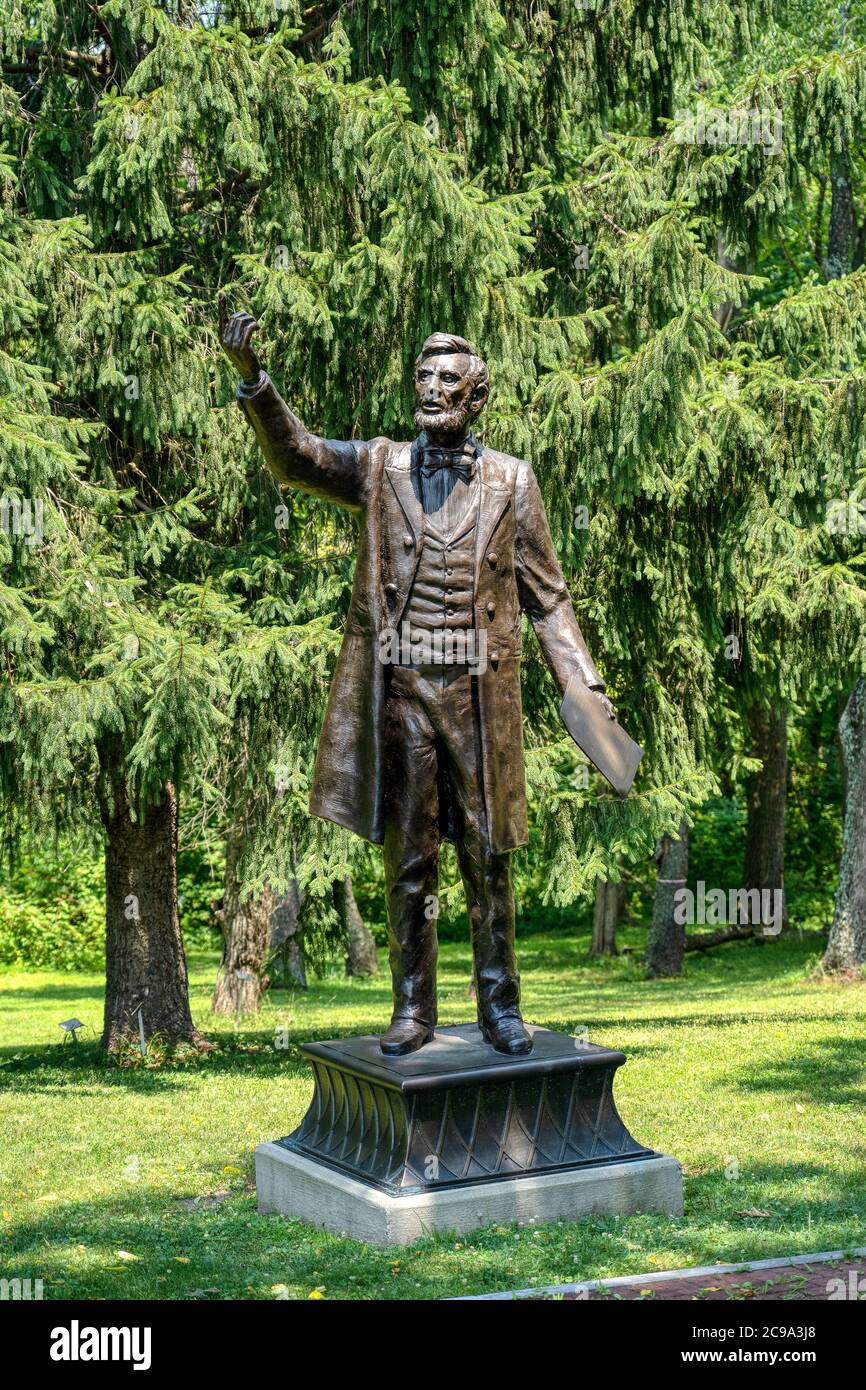 Valley PA July, 3, 2020 President Lincoln delivering the Gettysburg Address statue by