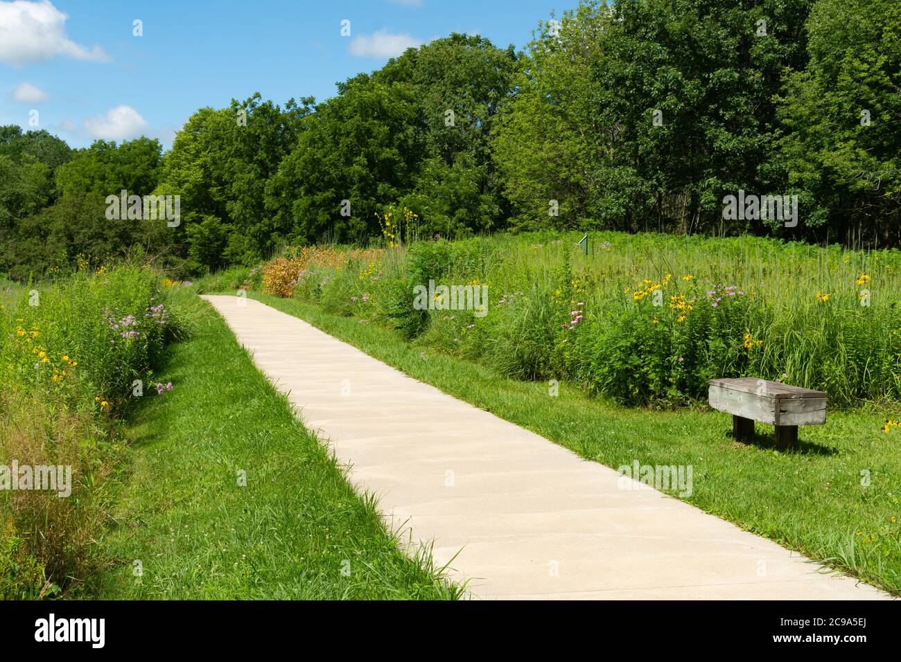 Pathway Leading To Butterfly Garden On A Beautiful Summer Morning Bellevue State Park Iowa Usa Stock Photo Alamy