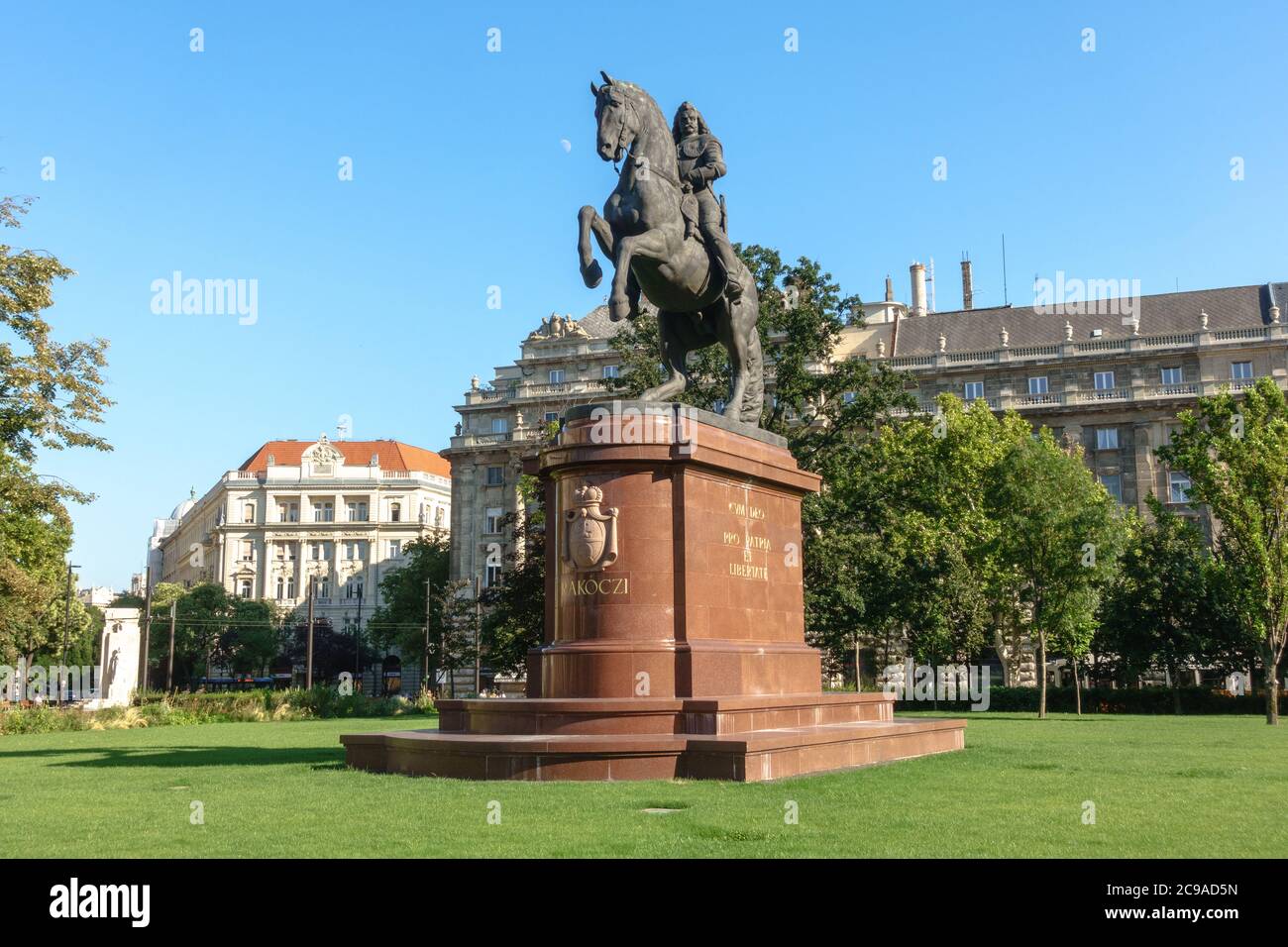 The Equestrian Statue Of Ferenc Rakoczi On Kossuth Ter In Front Of Parliament In Budapest Stock Photo Alamy