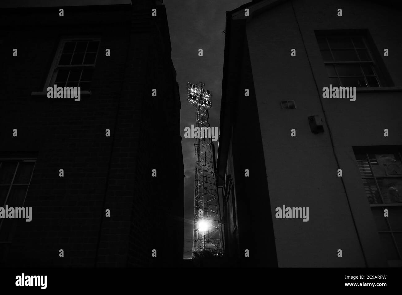 London, 29th July 2020  General View of Griffin Park visible between the houses. Brentford Football Club, on the final night of football at their historic home (Since 1904) before they move to their new ground, Brentford Community Stadium. Andrew Fosker / Alamy Live News Stock Photo