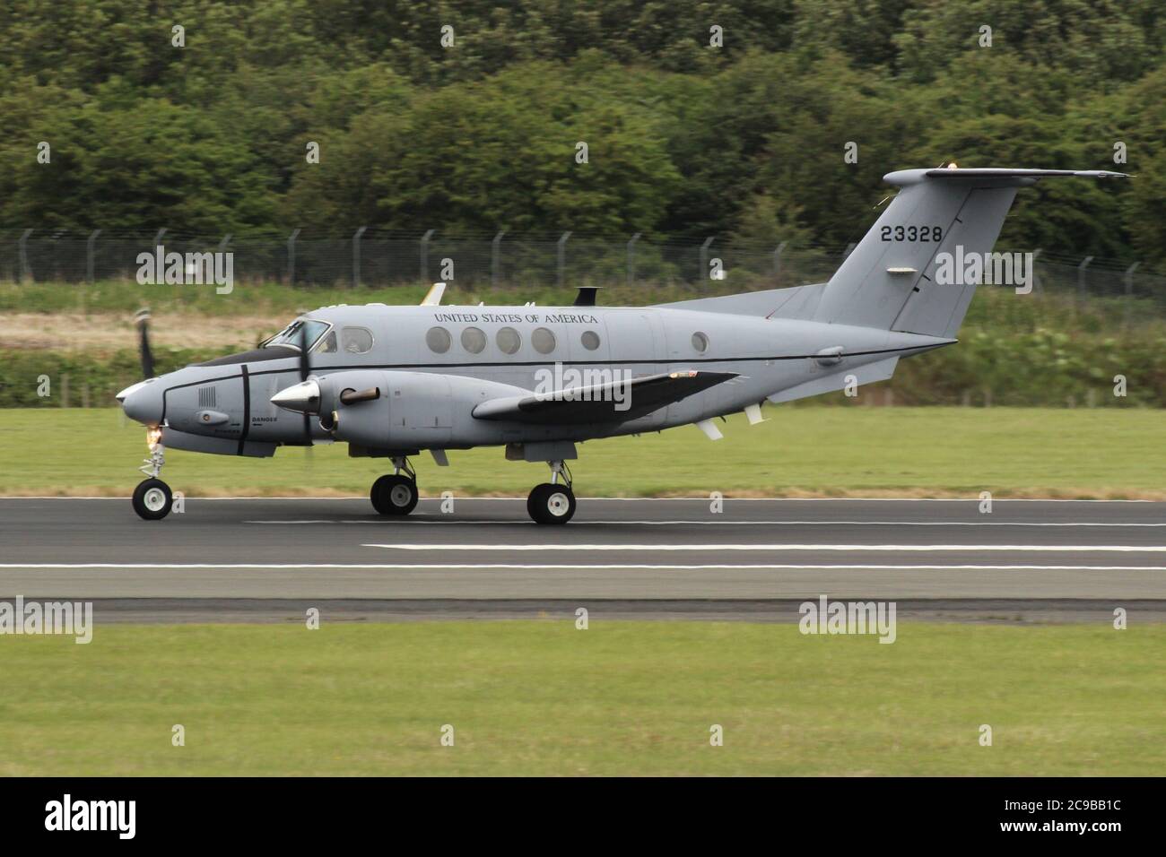 Beechcraft c 12 huron hi-res stock photography and images - Alamy