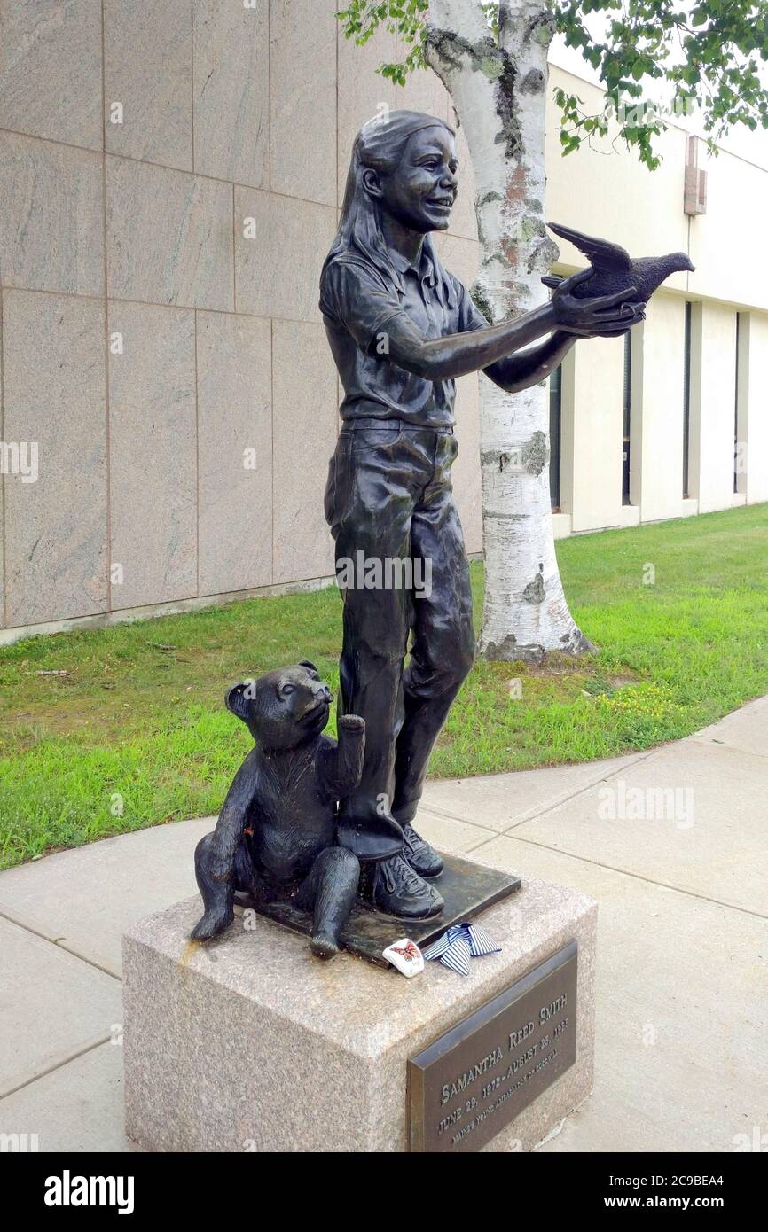 Sculpture of Samantha Smith with Peace Dove, located on the State Capitol's grounds, Augusta, ME, USA Stock Photo