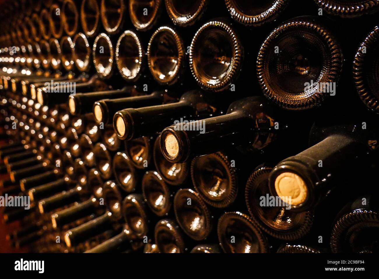 Wine cellar collection hi-res stock photography and images - Alamy