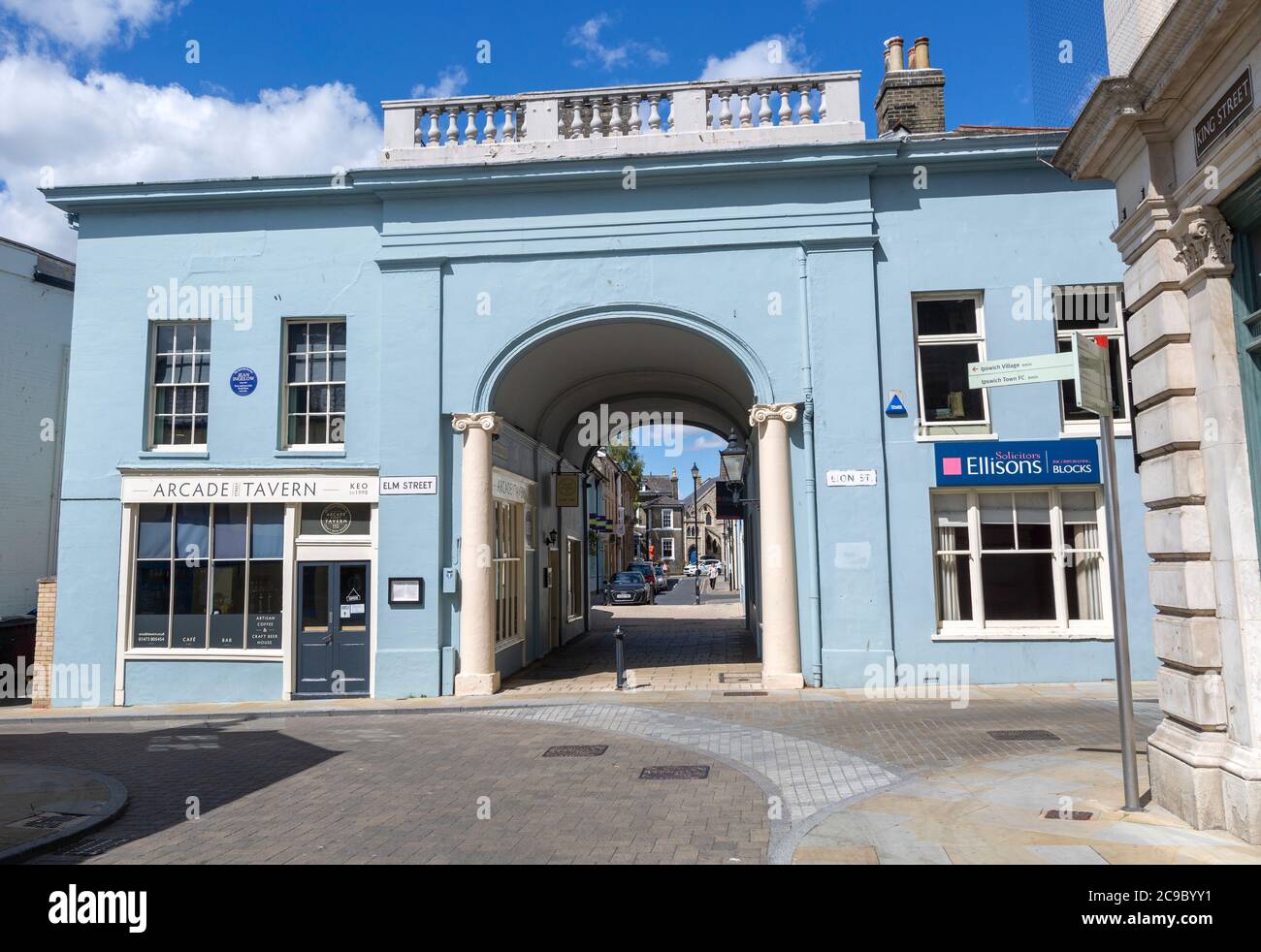 Archway entrance to Arcade Street showing the Arcade tavern pub, Ipswich, Suffolk, England, UK Stock Photo