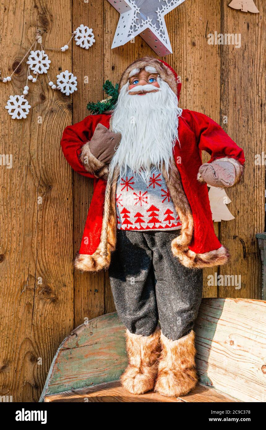 father christmas vs santa claus