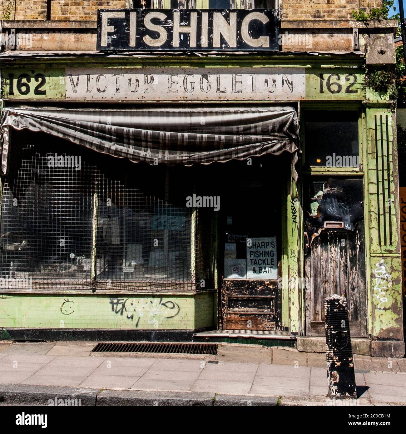 Fishing tackle shop, Malden Road run down weather battered fishing tackle and bait shop Stock Photo