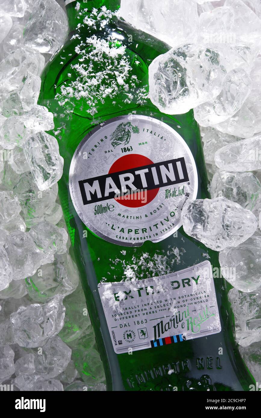 Martini extra dry hires stock photography and images Alamy