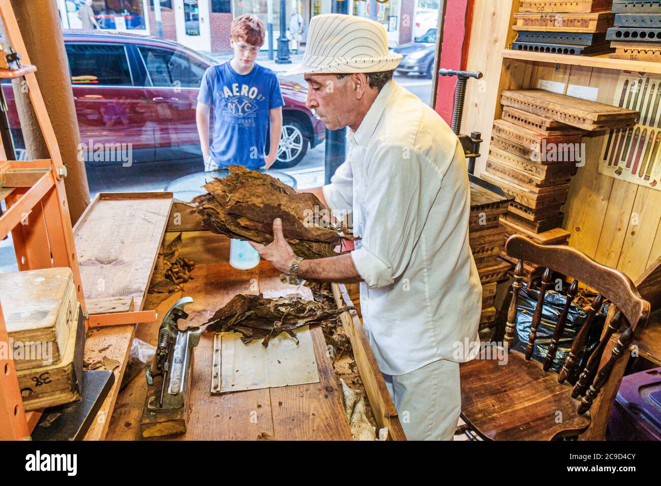 Ybor city cigar hi-res stock photography and images - Alamy