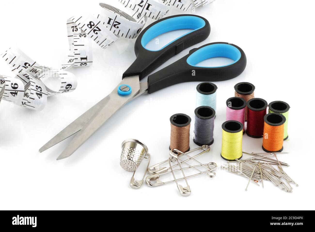 Sewing tools hi-res stock photography and images - Alamy