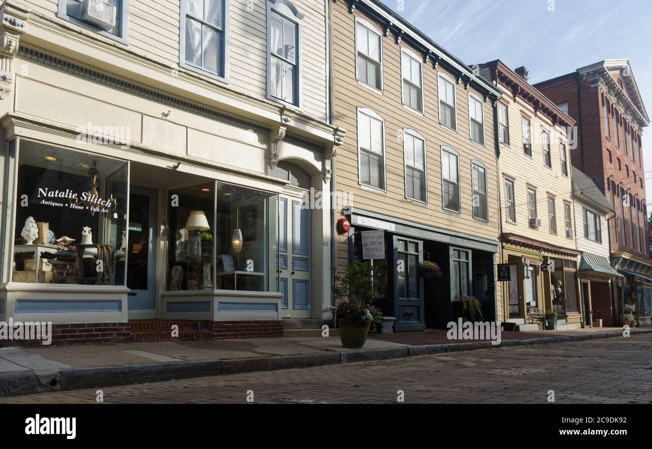 A view of stores on Maryland Avenue in Annapolis, Maryland Stock Photo
