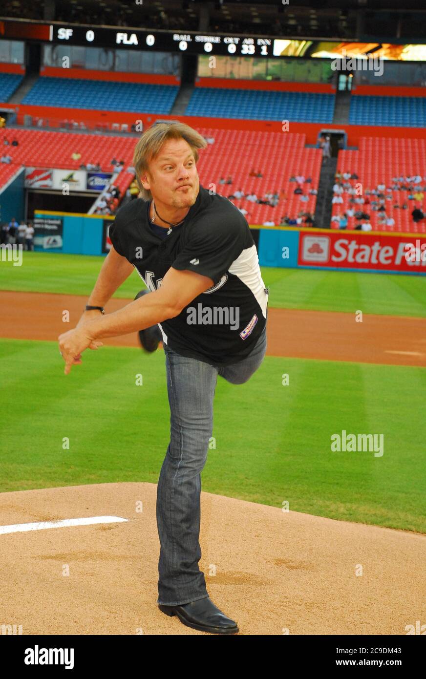 Miami, United States Of America. 06th June, 2009. MIAMI, FL - June 6: Country music super, Phil Vassar star throws out the first pitch before at a Florida Marlins home game at Dolphin Stadium on June 6, 2009 in Miami, Florida People; Phil Vassar Credit: Storms Media Group/Alamy Live News Stock Photo